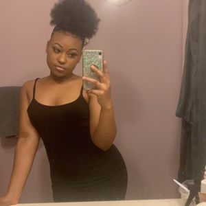 Meet your Posher, Kayla